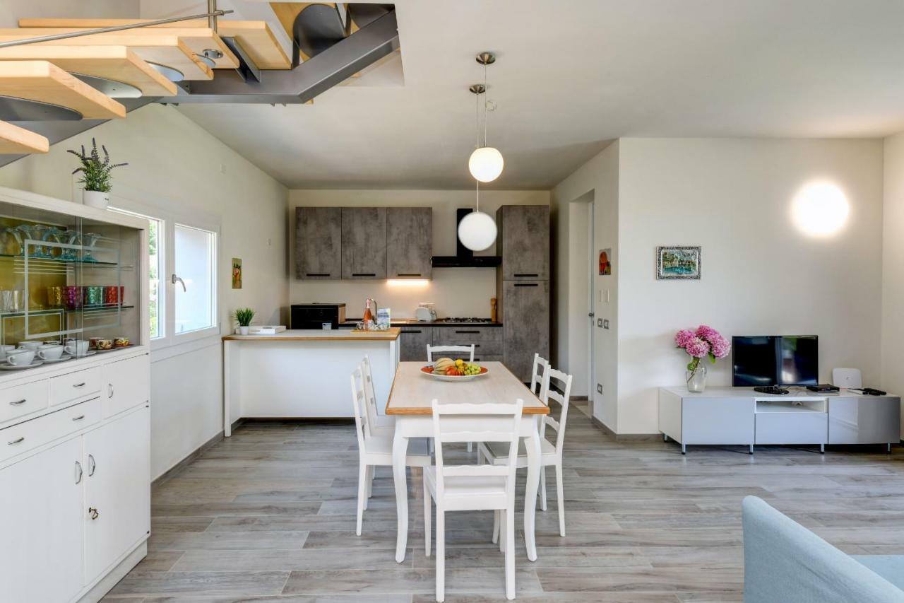 Casa Linda Villa Ronchi  Eksteriør bilde